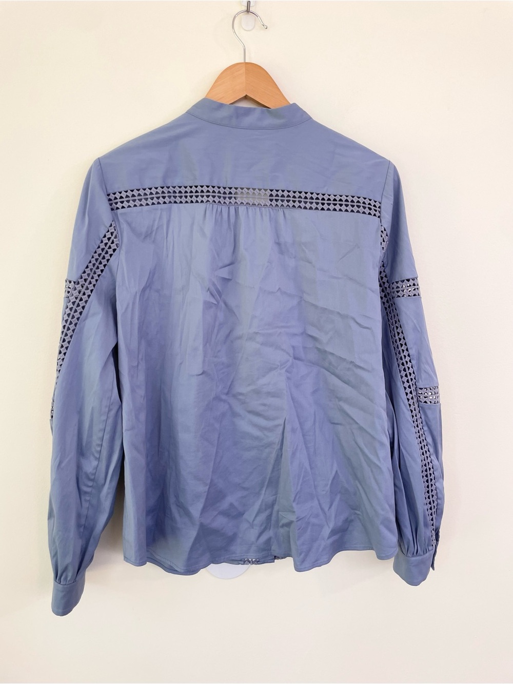 White House Black Market Embroidered Poplin Longsleeve Shirt L Large Slate Blue - Picture 7 of 10
